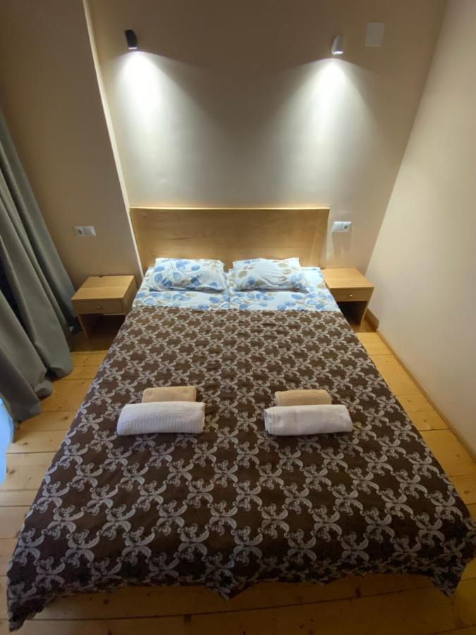 Sana Guest House Mestia Ngoại thất bức ảnh