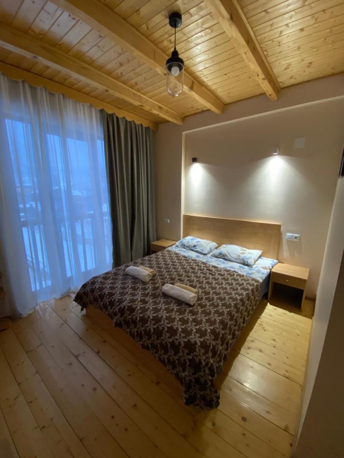 Sana Guest House Mestia Ngoại thất bức ảnh