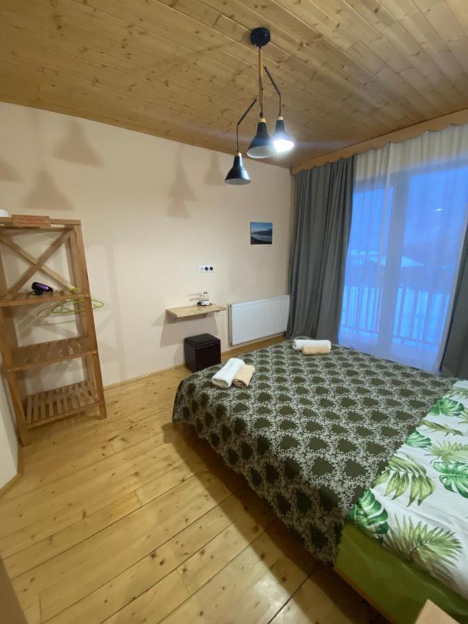 Sana Guest House Mestia Ngoại thất bức ảnh